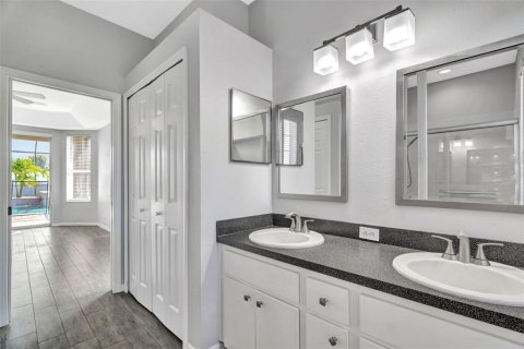 Casa en venta en Trinity, Florida, 5 dormitorios, 202.16 m2 № 1916567 - foto 17