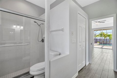 Casa en venta en Trinity, Florida, 5 dormitorios, 202.16 m2 № 1916567 - foto 20