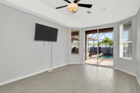 Casa en venta en Trinity, Florida, 5 dormitorios, 202.16 m2 № 1916567 - foto 15