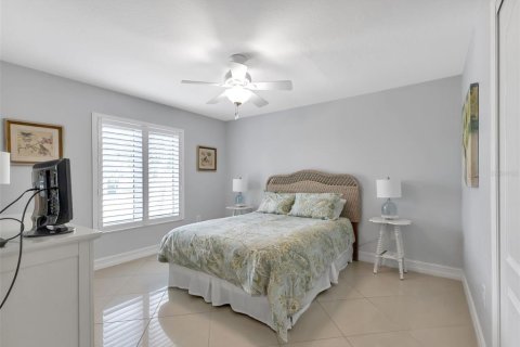 House in Punta Gorda, Florida 4 bedrooms, 192.12 sq.m. № 1733345 - photo 30