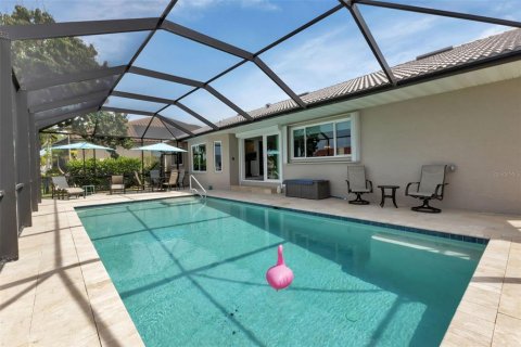 House in Punta Gorda, Florida 4 bedrooms, 192.12 sq.m. № 1733345 - photo 3