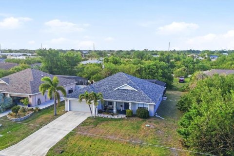Villa ou maison à vendre à Englewood, Floride: 3 chambres, 171.03 m2 № 2201177 - photo 3