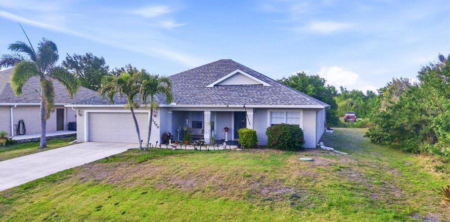 Villa ou maison à Englewood, Floride 3 chambres, 171.03 m2 № 2201177