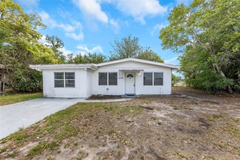 Casa en New Port Richey, Florida 3 dormitorios, 86.96 m2 № 2106504