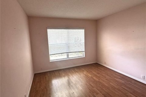 House in Lady Lake, Florida 3 bedrooms, 190.08 sq.m. № 2143010 - photo 17