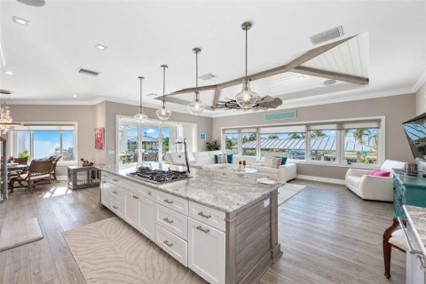 Villa ou maison à vendre à Punta Gorda, Floride: 4 chambres, 362.32 m2 № 2421913 - photo 11