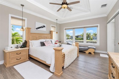 Villa ou maison à vendre à Punta Gorda, Floride: 4 chambres, 362.32 m2 № 2421913 - photo 29