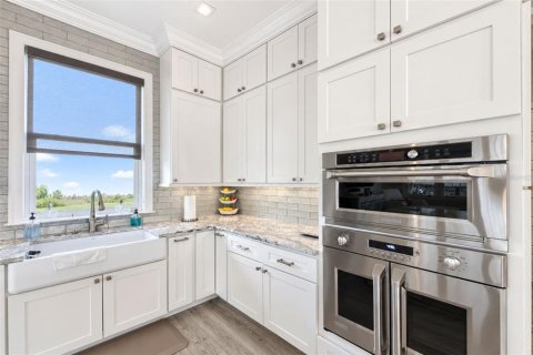 Villa ou maison à vendre à Punta Gorda, Floride: 4 chambres, 362.32 m2 № 2421913 - photo 10