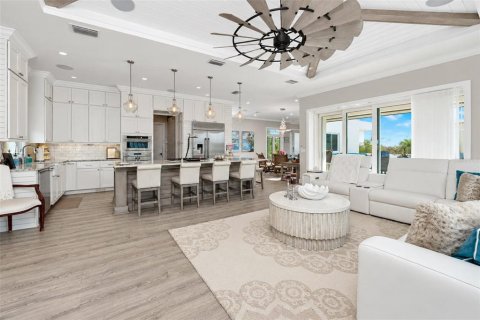 Villa ou maison à vendre à Punta Gorda, Floride: 4 chambres, 362.32 m2 № 2421913 - photo 6