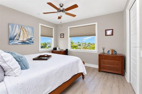 Villa ou maison à vendre à Punta Gorda, Floride: 4 chambres, 362.32 m2 № 2421913 - photo 21