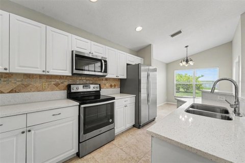 Casa en venta en Land O' Lakes, Florida, 4 dormitorios, 188.31 m2 № 2166882 - foto 13