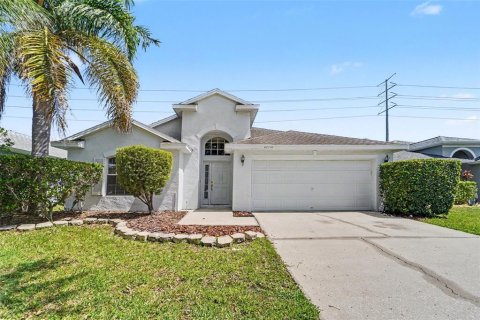Casa en Land O' Lakes, Florida 4 dormitorios, 188.31 m2 № 2166882