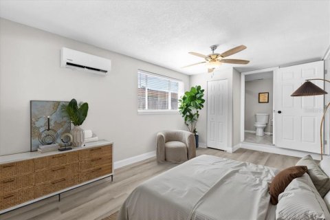 Casa en venta en Tampa, Florida, 3 dormitorios, 95.88 m2 № 1795910 - foto 7