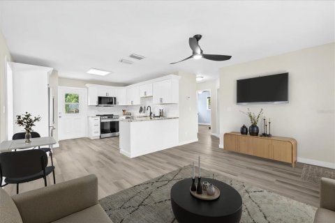 Casa en venta en Tampa, Florida, 3 dormitorios, 95.88 m2 № 1795910 - foto 3