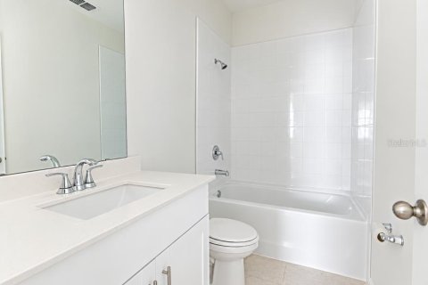 Villa ou maison à louer à Haines City, Floride: 4 chambres, 149.29 m2 № 2424309 - photo 12