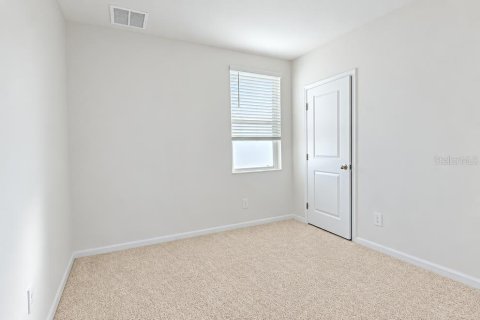 Villa ou maison à louer à Haines City, Floride: 4 chambres, 149.29 m2 № 2424309 - photo 13