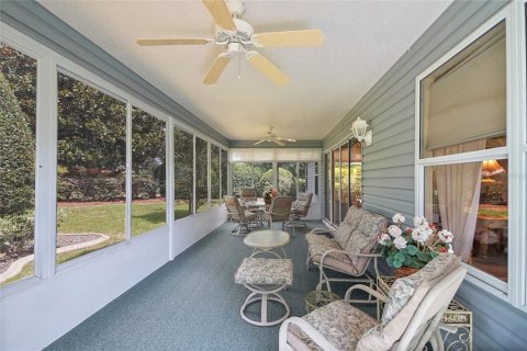 House in The Villages, Florida 3 bedrooms, 185.34 sq.m. № 1847473 - photo 15
