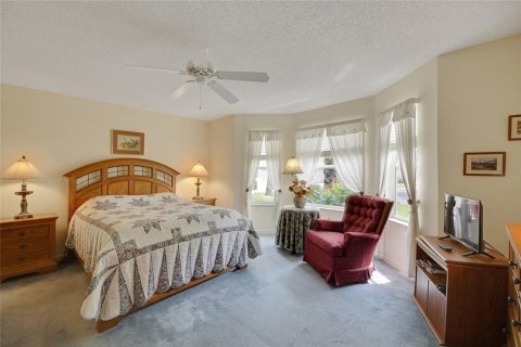 House in The Villages, Florida 3 bedrooms, 185.34 sq.m. № 1847473 - photo 25