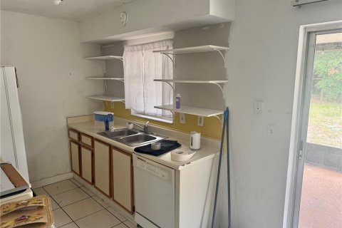 Casa en venta en Port Richey, Florida, 2 dormitorios, 69.12 m2 № 1918766 - foto 9
