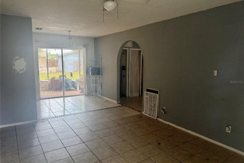 Casa en venta en Port Richey, Florida, 2 dormitorios, 69.12 m2 № 1918766 - foto 6