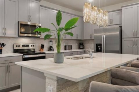 Adosado en venta en Kissimmee, Florida, 5 dormitorios, 213.12 m2 № 2102883 - foto 9