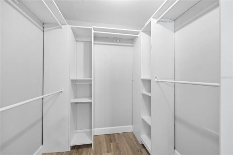 Купить виллу или дом в Тампа, Флорида 12 комнат, 219.53м2, № 1911986 - фото 25