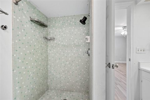 Купить виллу или дом в Тампа, Флорида 12 комнат, 219.53м2, № 1911986 - фото 24