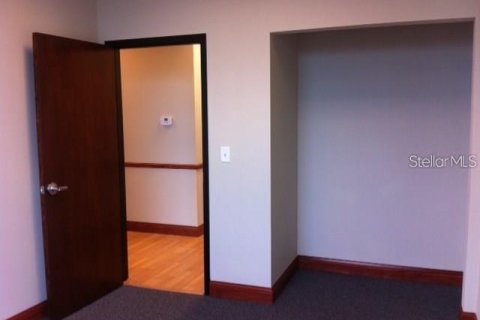 Propiedad comercial en alquiler en Celebration, Florida, 67.35 m2 № 1853246 - foto 13