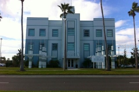 Propiedad comercial en alquiler en Celebration, Florida, 67.35 m2 № 1853246 - foto 1