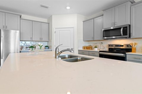 House in Ormond Beach, Florida 4 bedrooms, 188.96 sq.m. № 1829941 - photo 21