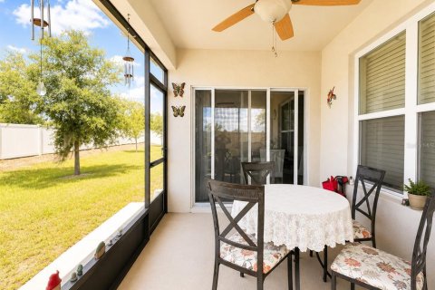 House in Haines City, Florida 3 bedrooms, 160.26 sq.m. № 2205498 - photo 5