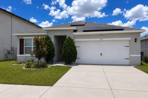 House in Haines City, Florida 3 bedrooms, 160.26 sq.m. № 2205498