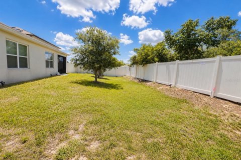 House in Haines City, Florida 3 bedrooms, 160.26 sq.m. № 2205498 - photo 4