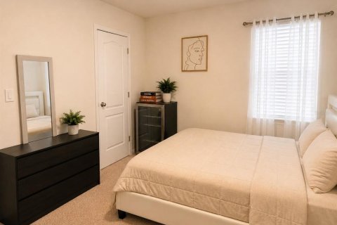 House in Haines City, Florida 3 bedrooms, 160.26 sq.m. № 2205498 - photo 12