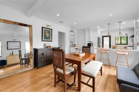 Купить виллу или дом в Майами, Флорида 3 спальни, 124.49м2, № 2026401 - фото 8