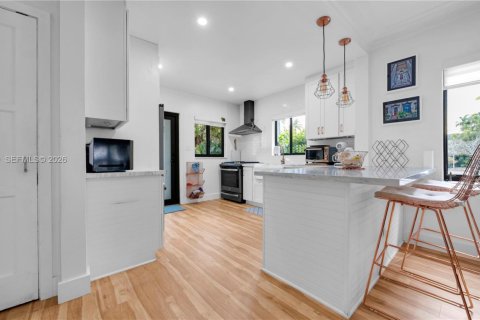 Купить виллу или дом в Майами, Флорида 3 спальни, 124.49м2, № 2026401 - фото 25