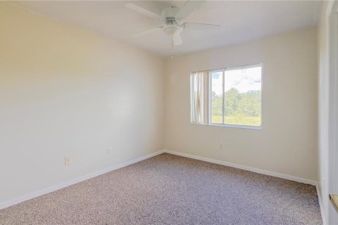 Townhouse in Davenport, Florida 3 bedrooms, 126.72 sq.m. № 2377854 - photo 10