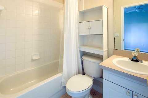 Townhouse in Davenport, Florida 3 bedrooms, 126.72 sq.m. № 2377854 - photo 11