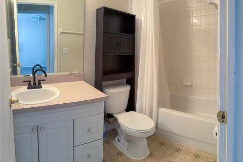 Townhouse in Davenport, Florida 3 bedrooms, 126.72 sq.m. № 2377854 - photo 7