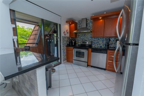 Condominio en venta en Miami, Florida, 2 dormitorios, 113.53 m2 № 1959972 - foto 26