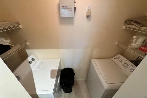 Condominio en alquiler en Wellington, Florida, 2 dormitorios, 109.07 m2 № 2146658 - foto 12