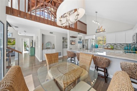 Villa ou maison à louer à Sarasota, Floride: 3 chambres, 201.41 m2 № 1615436 - photo 9