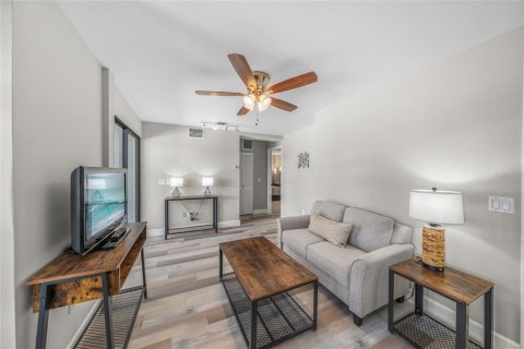 Villa ou maison à louer à Sarasota, Floride: 3 chambres, 201.41 m2 № 1615436 - photo 26