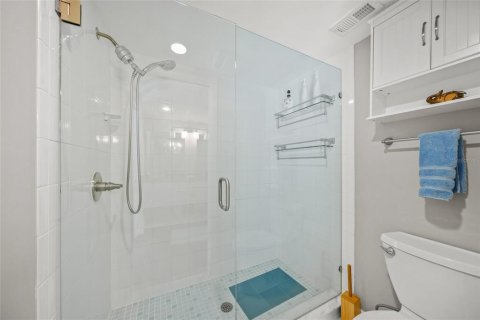 Villa ou maison à louer à Sarasota, Floride: 3 chambres, 201.41 m2 № 1615436 - photo 17