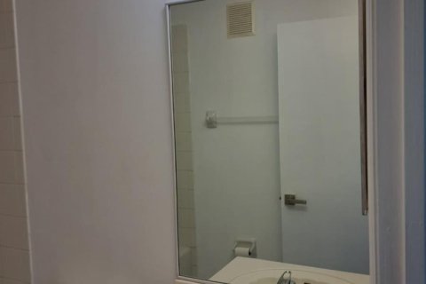 Снять в аренду кондоминиум в Хомстед, Флорида 3 комнаты, 75.72м2, № 2240264 - фото 9
