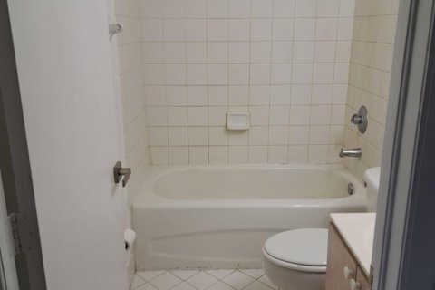Снять в аренду кондоминиум в Хомстед, Флорида 3 комнаты, 75.72м2, № 2240264 - фото 8