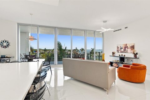 Condo in Sarasota, Florida, 2 bedrooms  № 2355127 - photo 7