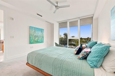 Condo in Sarasota, Florida, 2 bedrooms  № 2355127 - photo 25