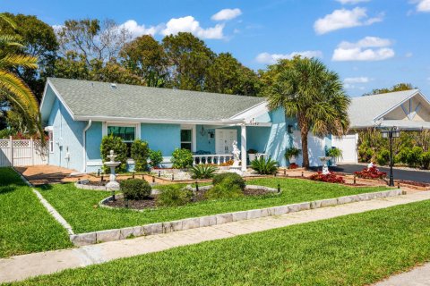 House in North Lauderdale, Florida 3 bedrooms, 166.48 sq.m. № 2083736 - photo 4