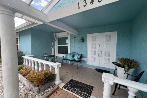 House in North Lauderdale, Florida 3 bedrooms, 166.48 sq.m. № 2083736 - photo 27